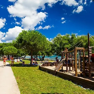  Apartment Rivarella Kroatien
